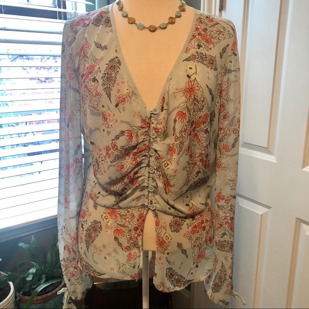 Xhileration Size L Boho Blouse